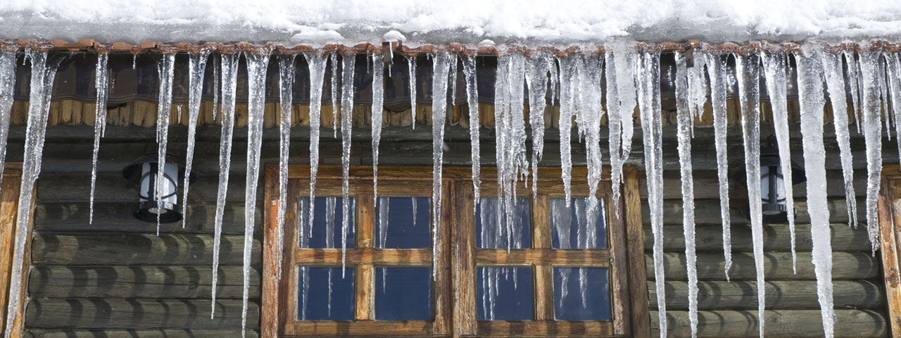 spray foam prevents ice dams by providing proper insulation in Santa Clara attic spaces
